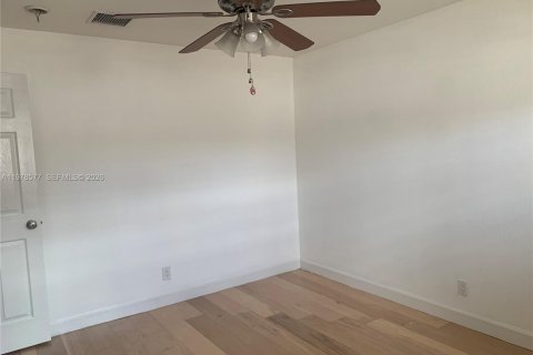 Casa en venta en Coral Springs, Florida, 4 dormitorios, 178.65 m2 № 2048435 - foto 14