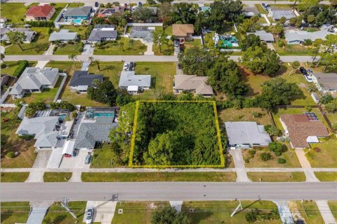 Land in Venice, Florida № 2156994 - photo 10