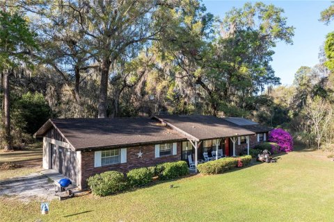 House in Summerfield, Florida 3 bedrooms, 125.42 sq.m. № 1733637 - photo 23