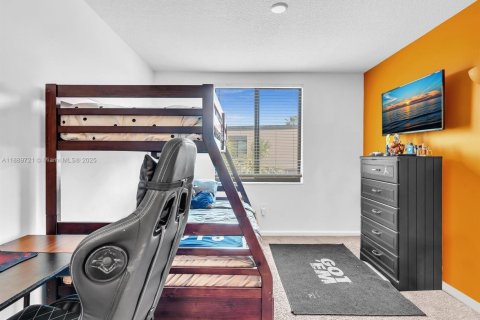Townhouse in Fort Lauderdale, Florida 3 bedrooms, 164.07 sq.m. № 1938747 - photo 15