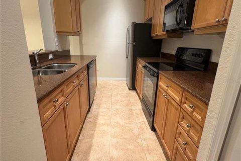 Condominio en alquiler en Windermere, Florida, 3 dormitorios, 123.75 m2 № 1893842 - foto 10