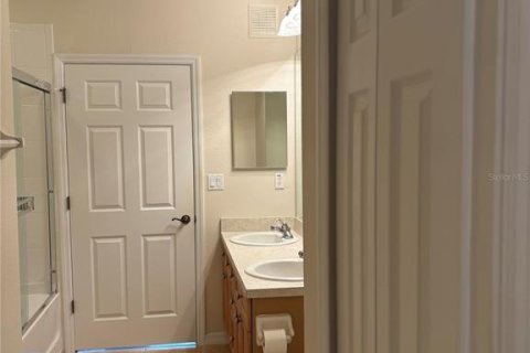 Condominio en alquiler en Windermere, Florida, 3 dormitorios, 123.75 m2 № 1893842 - foto 13