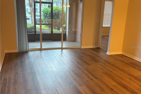 Condominio en alquiler en Windermere, Florida, 3 dormitorios, 123.75 m2 № 1893842 - foto 3