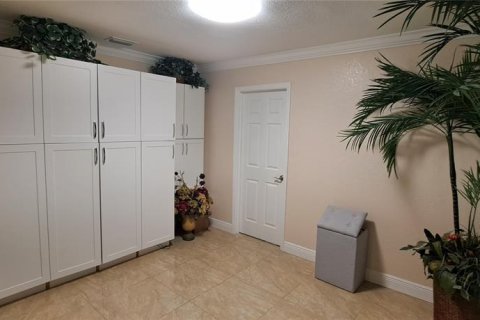 Casa en venta en Saint Petersburg, Florida, 5 dormitorios, 220.92 m2 № 1869676 - foto 15