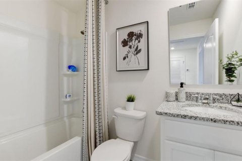 Townhouse in Saint Cloud, Florida 3 bedrooms, 135.92 sq.m. № 1615902 - photo 15