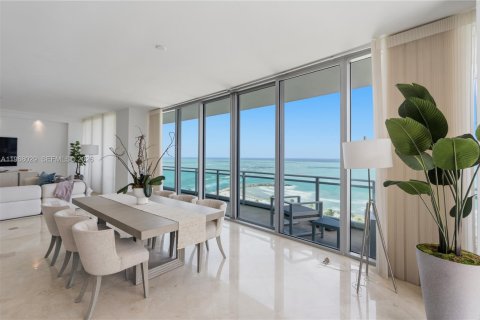Condo in Bal Harbour, Florida, 2 bedrooms  № 2067576 - photo 3
