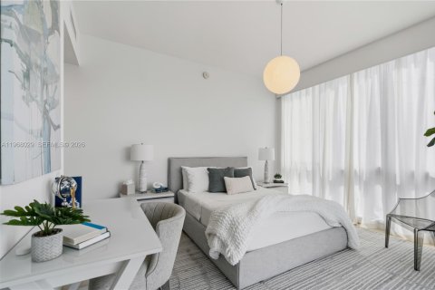 Condo in Bal Harbour, Florida, 2 bedrooms  № 2067576 - photo 28