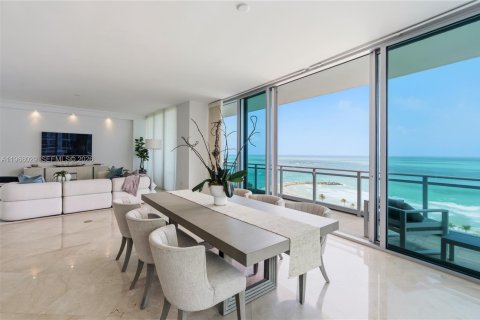 Condo in Bal Harbour, Florida, 2 bedrooms  № 2067576 - photo 12