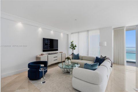 Condo in Bal Harbour, Florida, 2 bedrooms  № 2067576 - photo 6