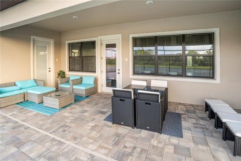 House in Apollo Beach, Florida 5 bedrooms, 337.98 sq.m. № 1908354 - photo 29