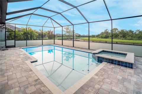 House in Apollo Beach, Florida 5 bedrooms, 337.98 sq.m. № 1908354 - photo 12