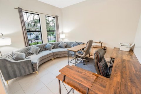 House in Apollo Beach, Florida 5 bedrooms, 337.98 sq.m. № 1908354 - photo 19