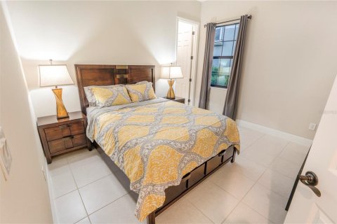 House in Apollo Beach, Florida 5 bedrooms, 337.98 sq.m. № 1908354 - photo 10