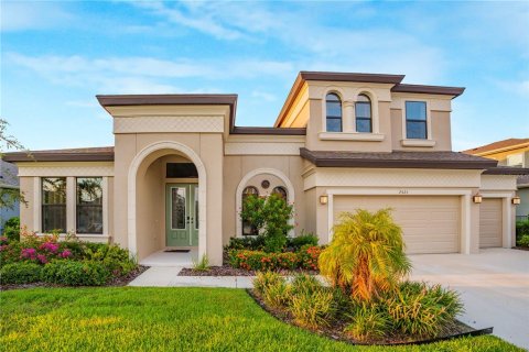 House in Apollo Beach, Florida 5 bedrooms, 337.98 sq.m. № 1908354 - photo 3