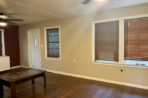 House in Winter Haven, Florida 2 bedrooms, 71.35 sq.m. № 1911700 - photo 3