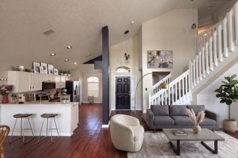 Villa ou maison à louer à Gibsonton, Floride: 3 chambres, 166.48 m2 № 2106559 - photo 3
