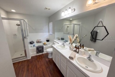 Villa ou maison à louer à Gibsonton, Floride: 3 chambres, 166.48 m2 № 2106559 - photo 9