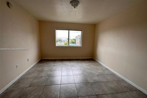 Condominio en venta en Homestead, Florida, 2 dormitorios, 83.15 m2 № 1981811 - foto 9