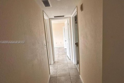 Condominio en venta en Homestead, Florida, 2 dormitorios, 83.15 m2 № 1981811 - foto 11