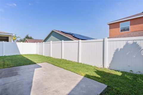 Villa ou maison à louer à Oxford, Floride: 4 chambres, 177.63 m2 № 2427124 - photo 9