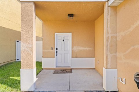 Villa ou maison à louer à Oxford, Floride: 4 chambres, 177.63 m2 № 2427124 - photo 7