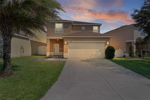 Villa ou maison à louer à Oxford, Floride: 4 chambres, 177.63 m2 № 2427124 - photo 6