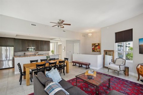 Touwnhouse à vendre à Tampa, Floride: 2 chambres, 162.58 m2 № 1339440 - photo 14