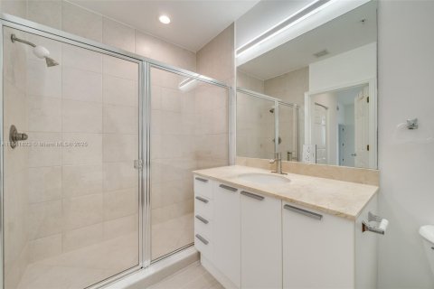 Copropriété à louer à Hollywood, Floride: 2 chambres, 110.46 m2 № 1939946 - photo 18