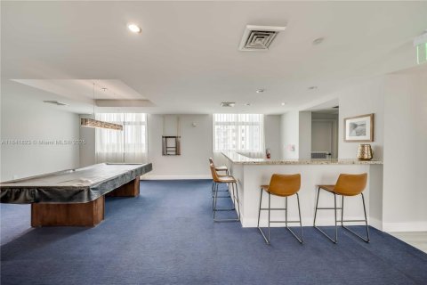 Copropriété à louer à Hollywood, Floride: 2 chambres, 110.46 m2 № 1939946 - photo 30