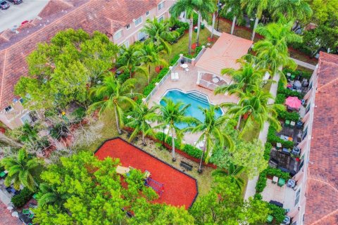 Touwnhouse à vendre à Tamarac, Floride: 3 chambres, 123.75 m2 № 2077084 - photo 15