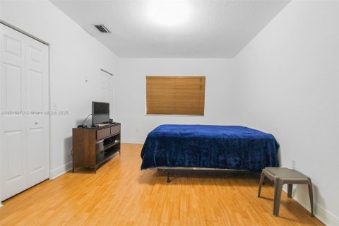 Touwnhouse à vendre à Tamarac, Floride: 3 chambres, 123.75 m2 № 2077084 - photo 10