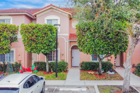 Touwnhouse à vendre à Tamarac, Floride: 3 chambres, 123.75 m2 № 2077084 - photo 17