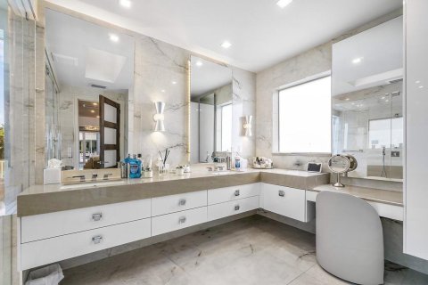Casa en venta en Boca Raton, Florida, 4 dormitorios, 316.8 m2 № 2158570 - foto 12