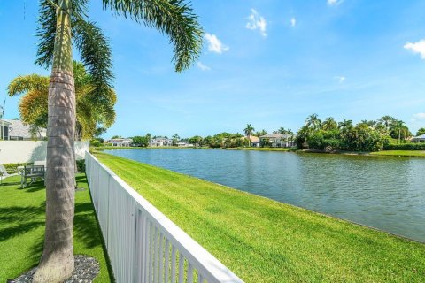 Casa en venta en Boca Raton, Florida, 4 dormitorios, 316.8 m2 № 2158570 - foto 23