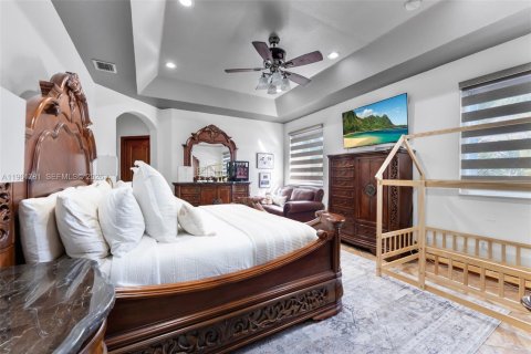 Купить виллу или дом в Хайалиа, Флорида 11 комнат, 260.41м2, № 2023839 - фото 29