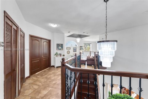 Купить виллу или дом в Хайалиа, Флорида 11 комнат, 260.41м2, № 2023839 - фото 28