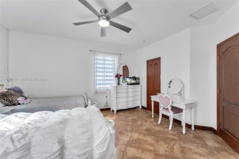 Купить виллу или дом в Хайалиа, Флорида 11 комнат, 260.41м2, № 2023839 - фото 22