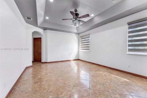 Купить виллу или дом в Хайалиа, Флорида 11 комнат, 260.41м2, № 2023839 - фото 30