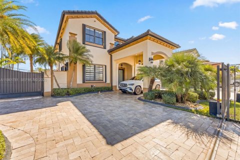 Купить виллу или дом в Хайалиа, Флорида 11 комнат, 260.41м2, № 2023839 - фото 3