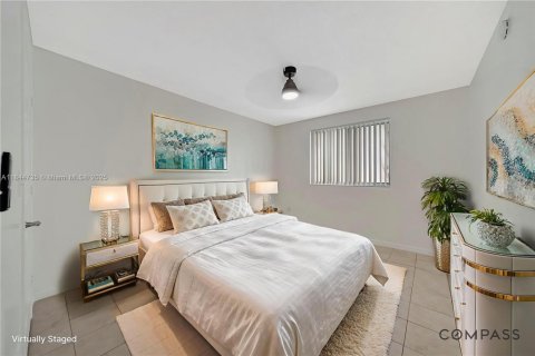 Condo in Davie, Florida, 3 bedrooms  № 1841335 - photo 11