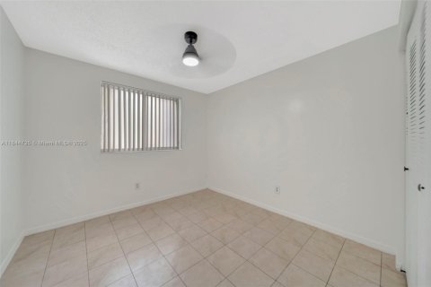 Condo in Davie, Florida, 3 bedrooms  № 1841335 - photo 25