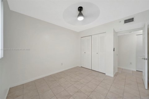 Condo in Davie, Florida, 3 bedrooms  № 1841335 - photo 26