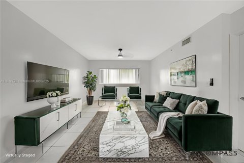 Condo in Davie, Florida, 3 bedrooms  № 1841335 - photo 4