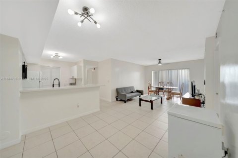 Condo in Davie, Florida, 3 bedrooms  № 1841335 - photo 20