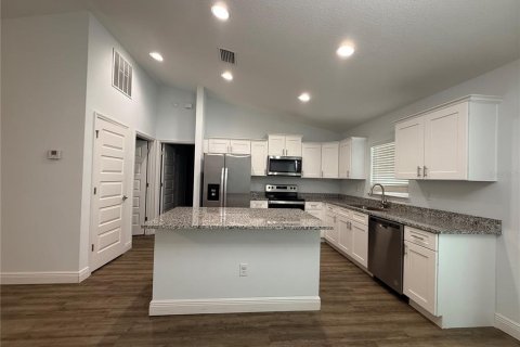 Villa ou maison à louer à Citrus Springs, Floride: 3 chambres, 135.54 m2 № 2239656 - photo 8