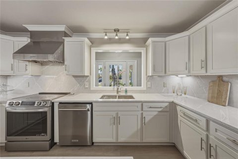 Villa ou maison à vendre à Saint Petersburg, Floride: 4 chambres, 239.32 m2 № 2120728 - photo 27