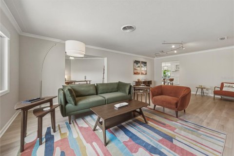 Villa ou maison à vendre à Saint Petersburg, Floride: 4 chambres, 239.32 m2 № 2120728 - photo 14