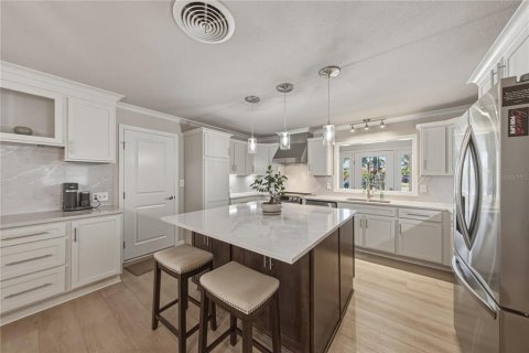 Villa ou maison à vendre à Saint Petersburg, Floride: 4 chambres, 239.32 m2 № 2120728 - photo 24
