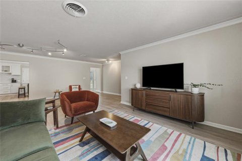 Villa ou maison à vendre à Saint Petersburg, Floride: 4 chambres, 239.32 m2 № 2120728 - photo 13