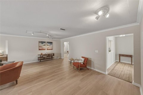 Villa ou maison à vendre à Saint Petersburg, Floride: 4 chambres, 239.32 m2 № 2120728 - photo 8